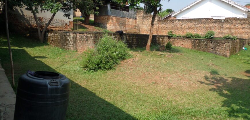 Land for sale in Entebbe at Mpala-Lyamutundwe